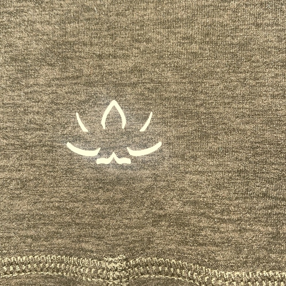 Beyond Yoga 8” biker short